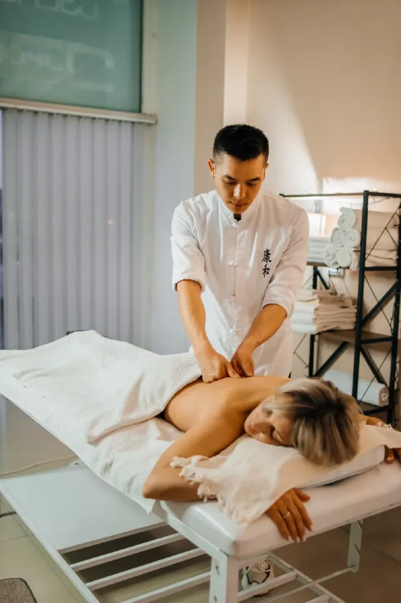 Classic relaxation sports massage in Poznan